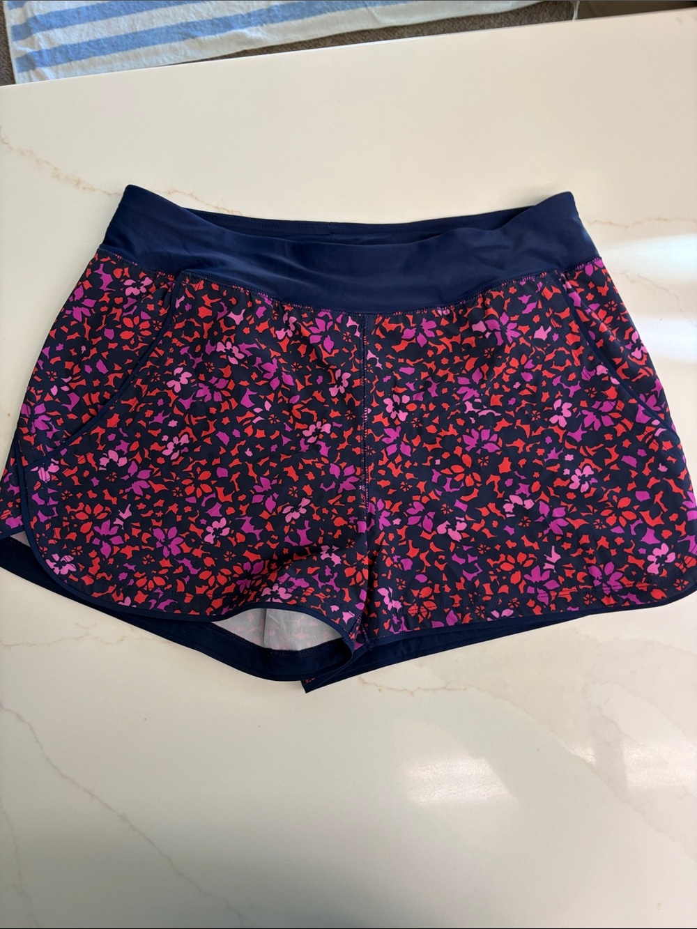 Floral Print Lands End athletic Shorts in Navy with Pink & Red Accents